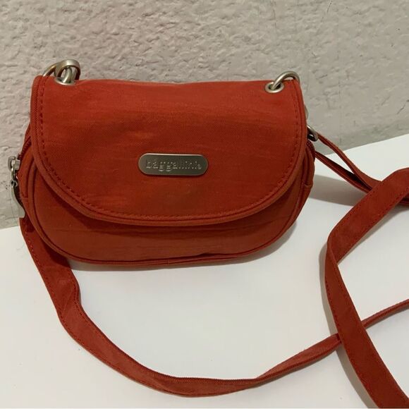 Bagallini Crossbody reddish brown small bag 7”x5” - Picture 4 of 9